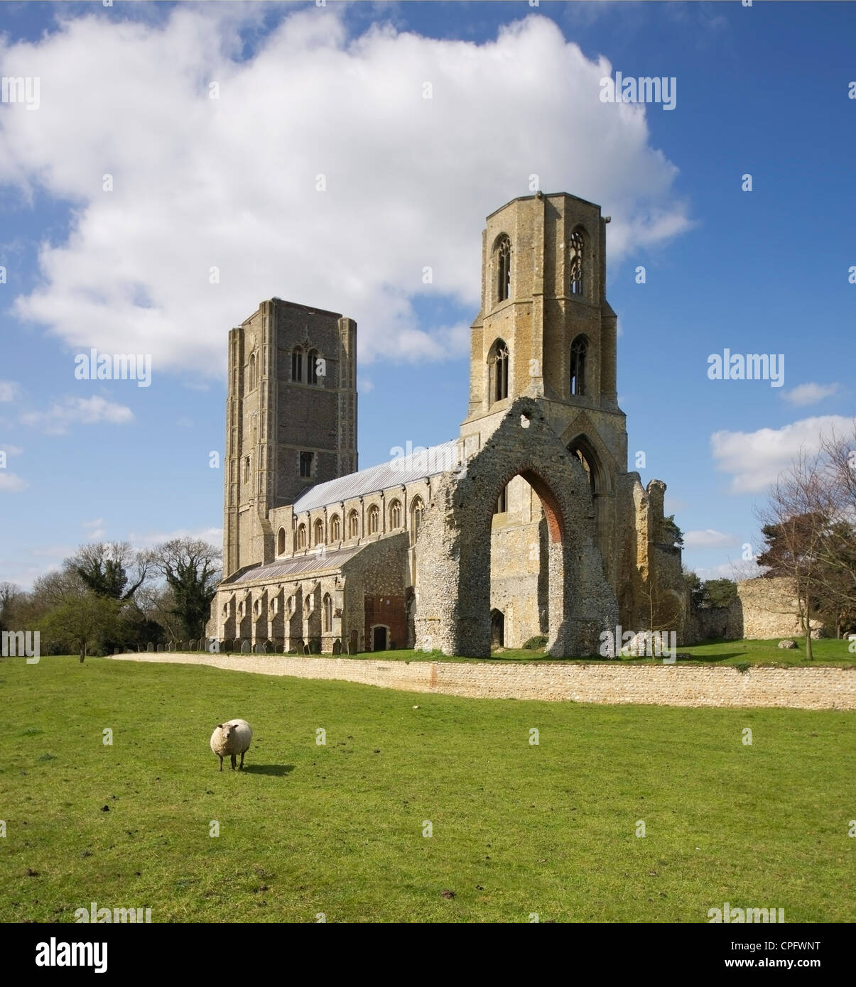 WYMONDHAM ABBEY CHURCH NORFOLK Stock Photo Alamy