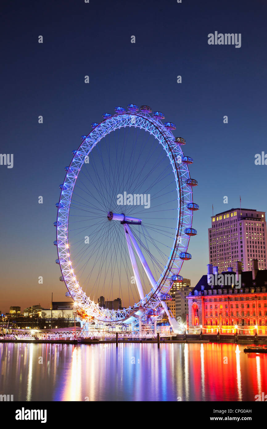 At the london eye hi-res stock photography and images - Alamy