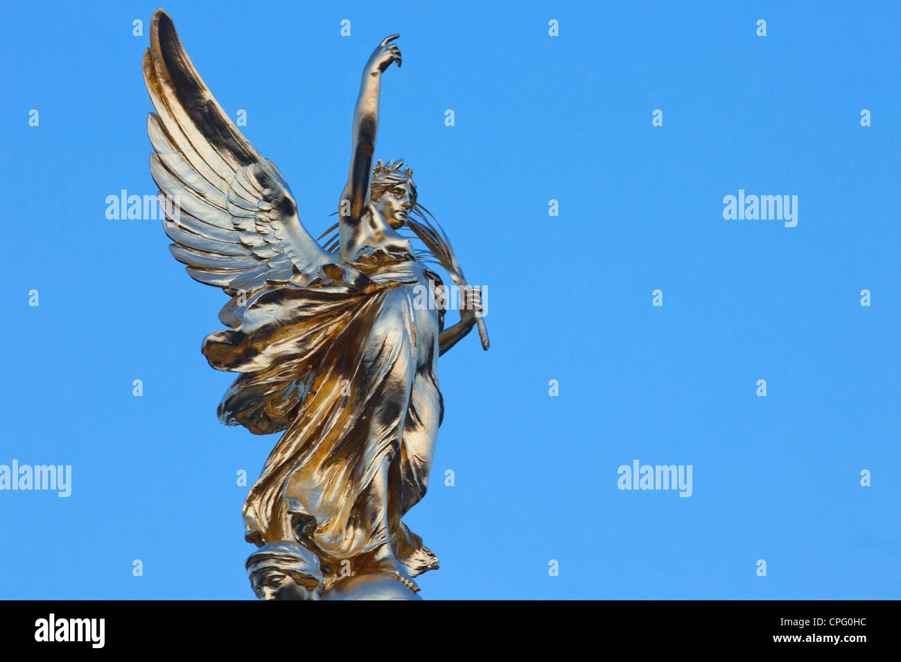 England, London, Buckingham Palace, Queen Victoria Memorial Statue