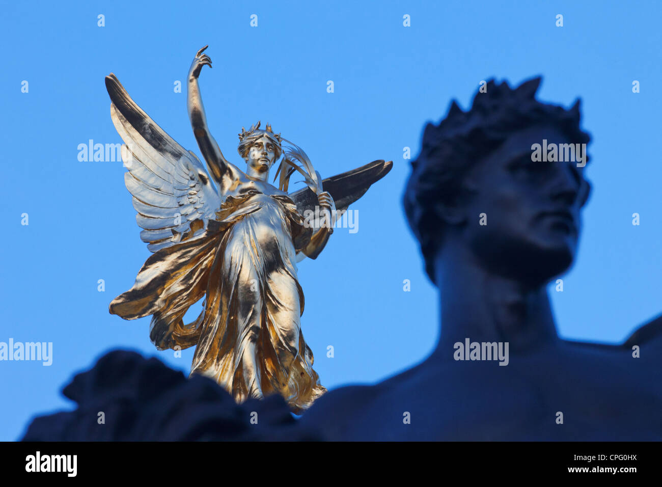 England, London, Buckingham Palace, Queen Victoria Memorial Statue