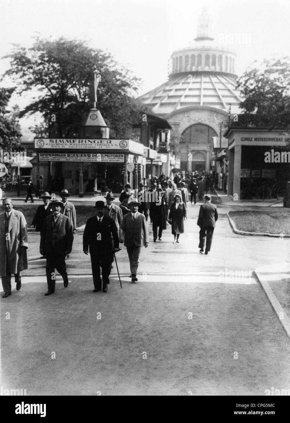 geography / travel, Austria, Vienna, parks, Prater, view of the Rotunde, built in 1873, burned down in 1937, circa 1920s, Additional-Rights-Clearences-Not Available Stock Photo