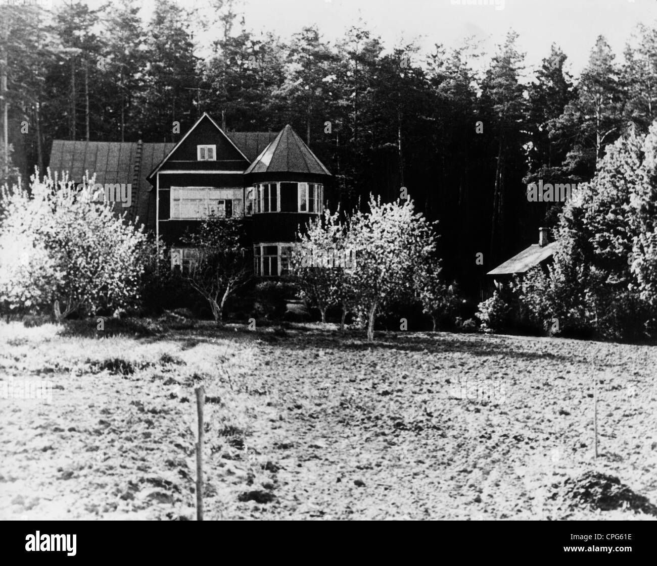 Peredelkino hi-res stock photography and images - Alamy