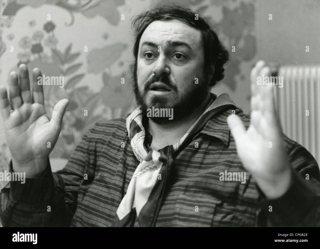 Pavarotti, Luciano, 12.10.1935 - 6.9.2007, Italian musician / artist, singer (tenor), half length, opera, 'Ernani', as Ernani, 1980s, Stock Photo