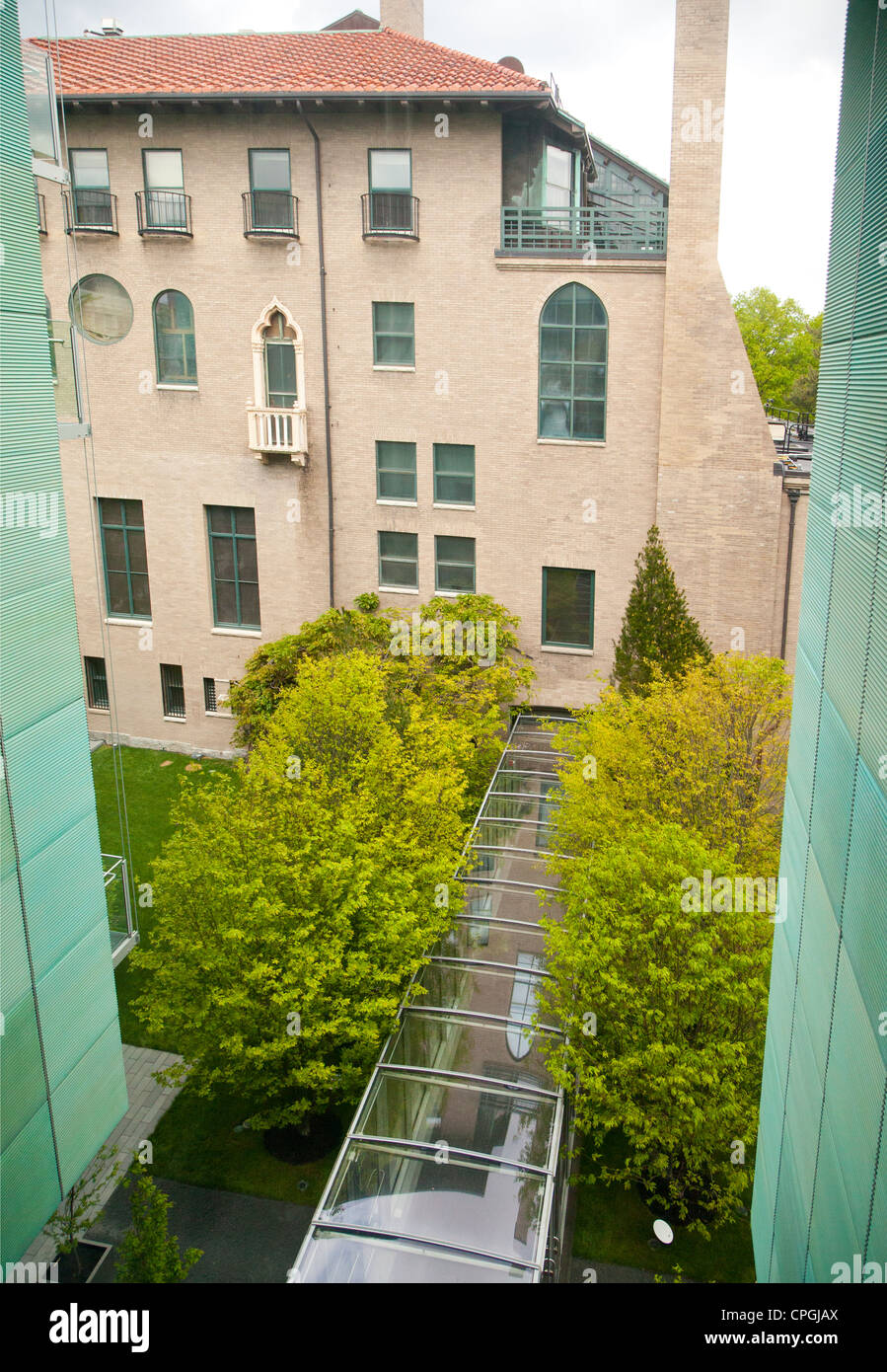 Gardner museum boston exterior hires stock photography and images Alamy