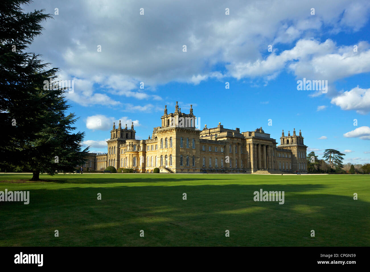 Blenheim Palace, birthplace of Sir Winston Churchill, Woodstock, Oxfordshire, England, UK, United Kingdom, British Isles, GB Stock Photo