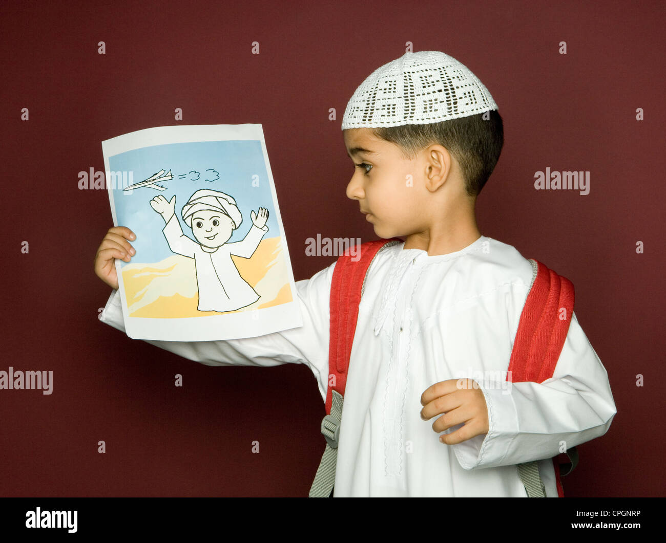 Arab boy painting hi-res stock photography and images - Alamy