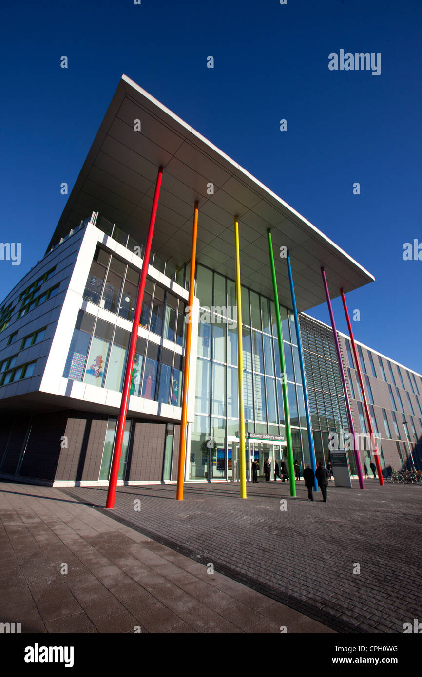 Exterior front drop off spot for Manchester Children's Hospital Stock