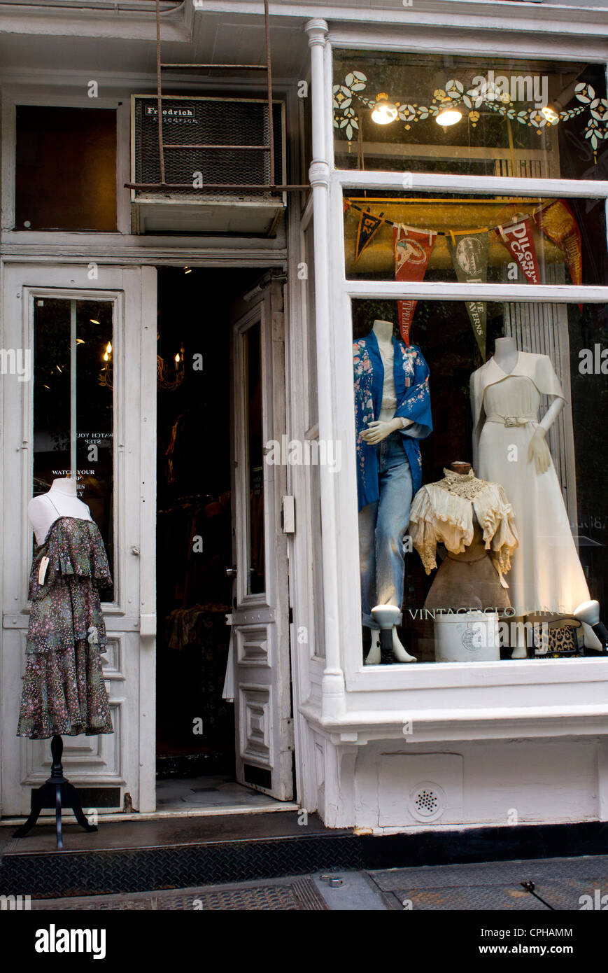 A vintage clothing store in Lower Manhattan Stock Photo Alamy