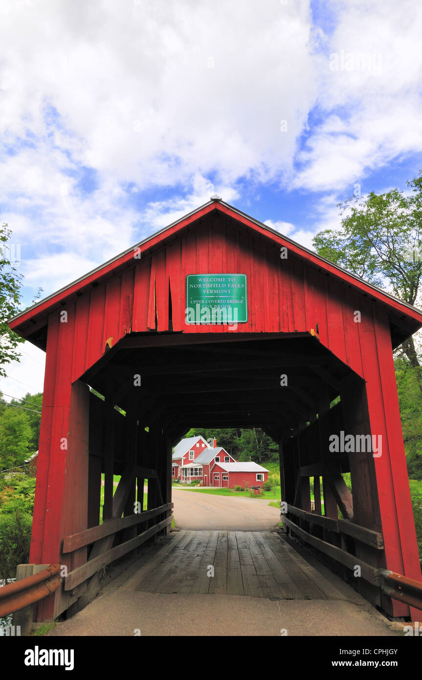 Upper Covered Bridge Across Cox Brook In Northfield Falls Vermont It Was Built In 1872 Stock Photo Alamy