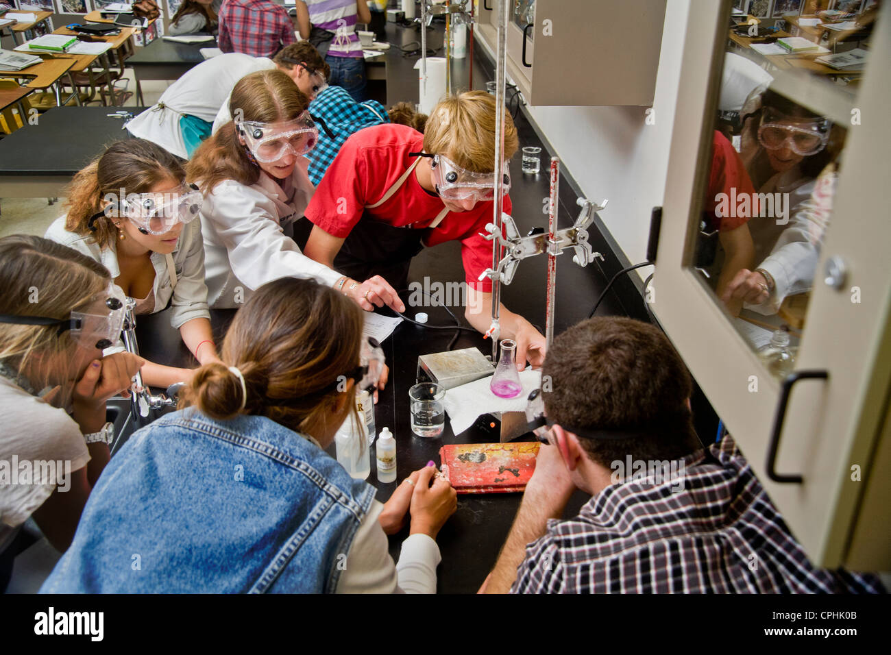 Titration experiment hires stock photography and images Alamy