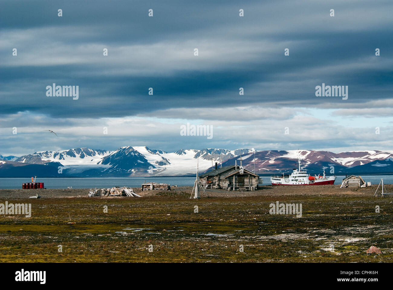 Driftwood House Mushamna Bay M/V Antarctic Dream Woodfjorden Spitsbergen Norway Stock Photo