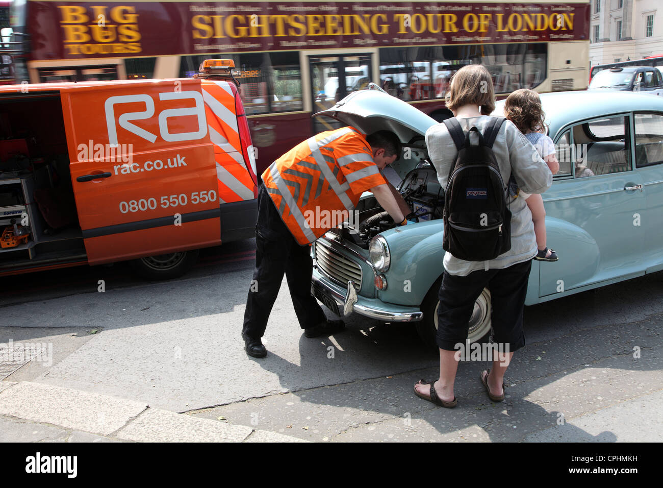 RAC to the rescue, broken down Morris Minor at Hyte Park Corner with