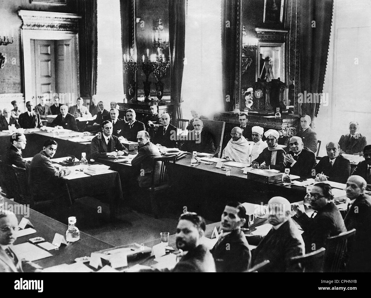 Mahatma Gandhi, Lord Sankey and Pandit Malaviya at the Round Table Conference, 1931 (b/w photo) Stock Photo