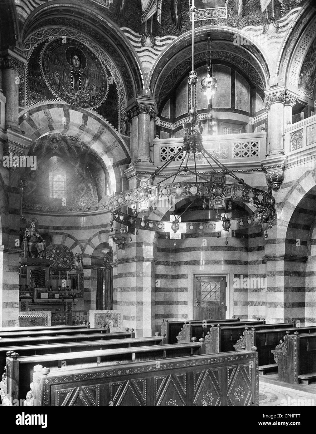 Empress Elisabeth Memorial Chapel in Vienna, 1908 Stock Photo