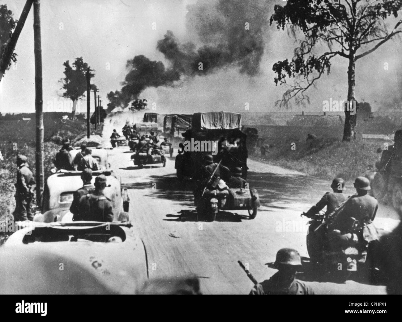 A German motorised division during the advance on Warsaw, September 1939 (b/w photo) Stock Photo