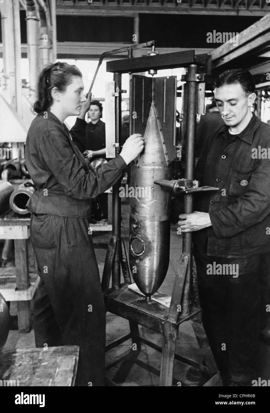 Bomb Production in Germany, 1940 Stock Photo