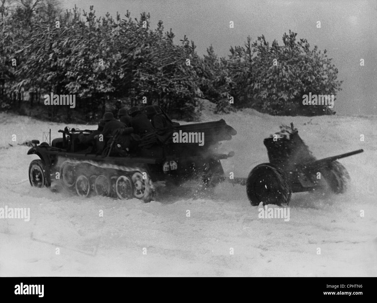 German towing vehicle with anti tank cannon, 1941 Stock Photo