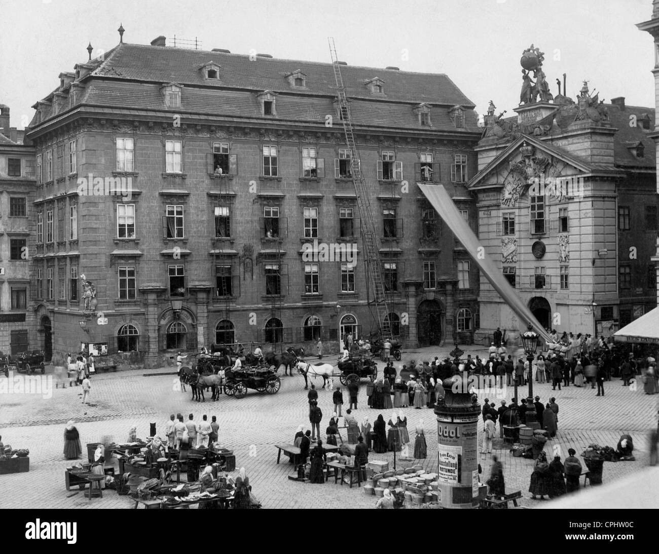 Fire drill in front of the Vienna fire brigade station, 1907 Stock Photo