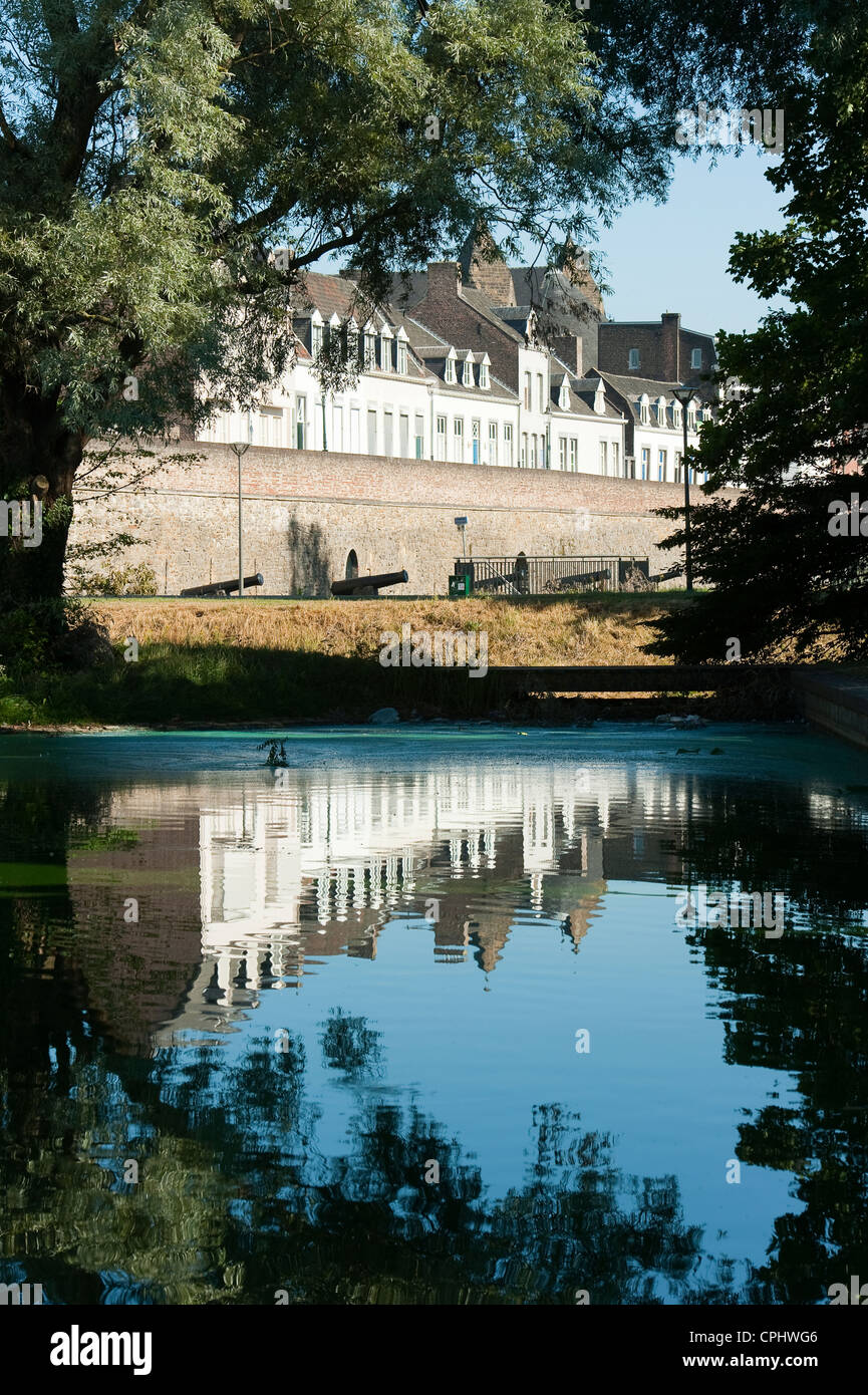 'Eerste Middeleeuwse Omwalling' (First Medieval City Wall), year 1229, Maastricht, Limburg, The Netherlands, Europe. Stock Photo