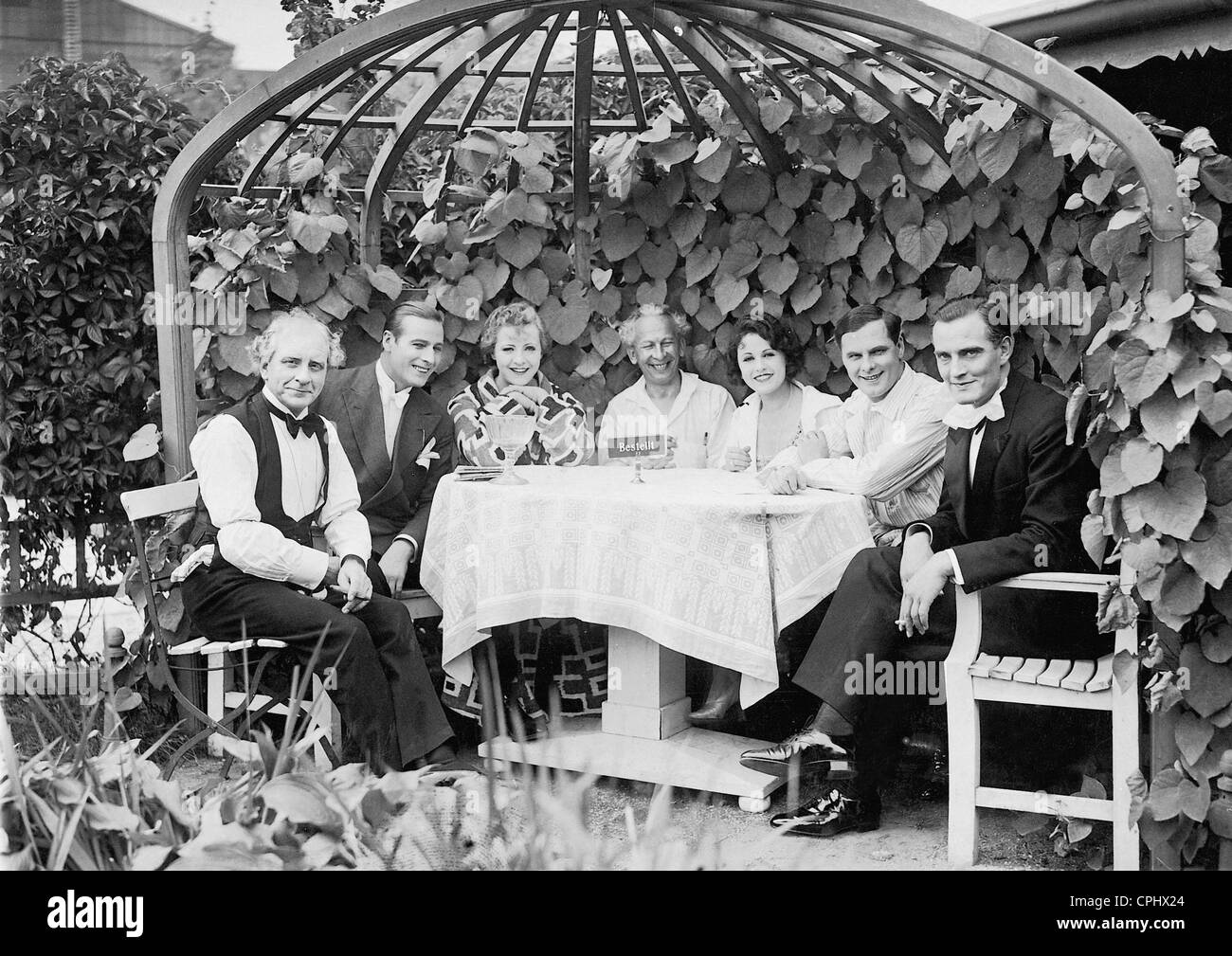 Karl Platen, Andre Pilot, Mady Christians, Rudolf Walther-Fein, Trude Berliner, Jankuhn and Stuwe Stock Photo