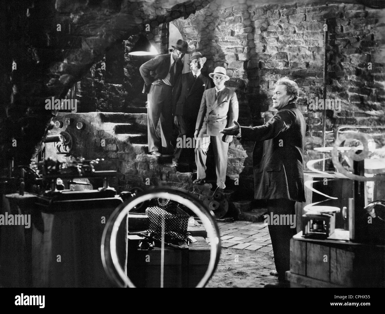 Harald Paulsen And Paul Wegener In Unheimliche Geschichten 1932 Stock Photo Alamy