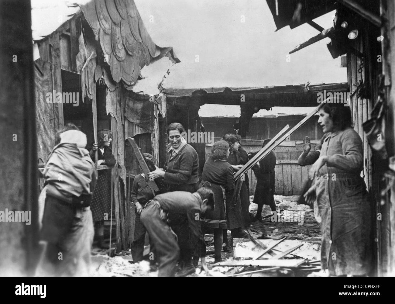 Slums in Paris, 1941 Stock Photo Alamy