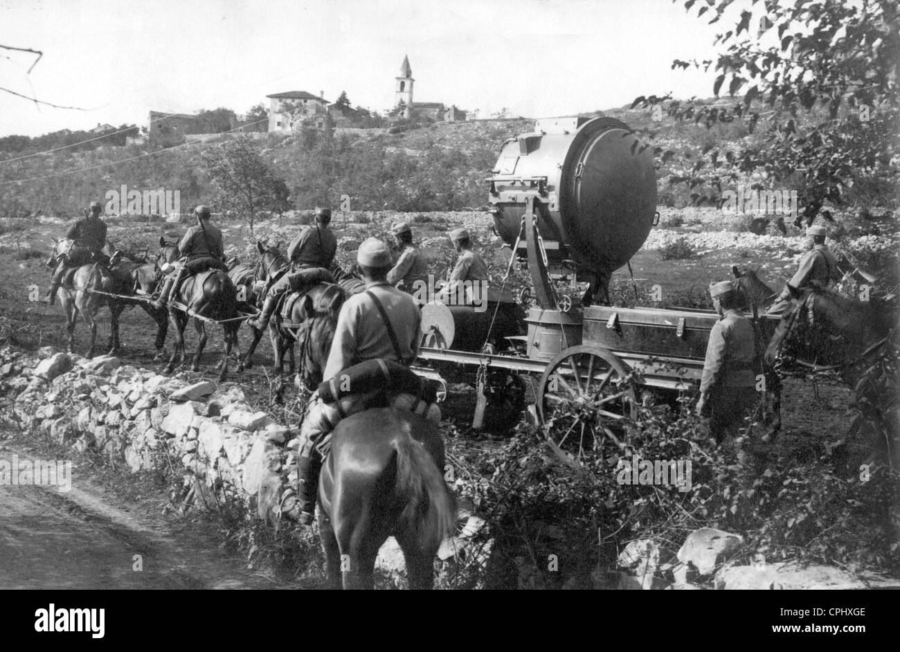 Austro-Hungarian searchlight traction in Italy, 1915 Stock Photo