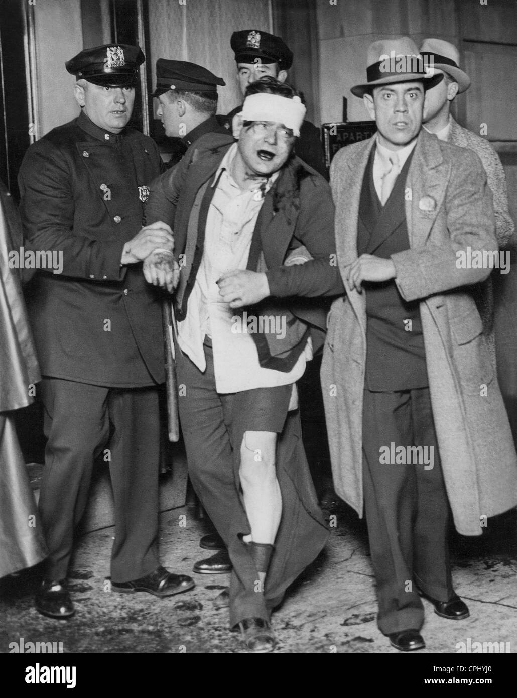 Police raid Black and White Stock Photos & Images Alamy