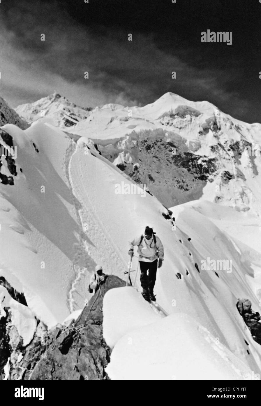 Climbing on the Nepal Peak in the Himalayas Stock Photo Alamy