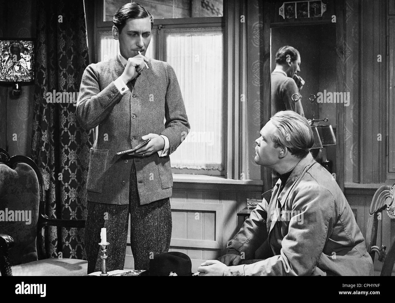 Willy Birgel und Alexander Golling in 'Menschen ohne Vaterland', 1937 Stock Photo