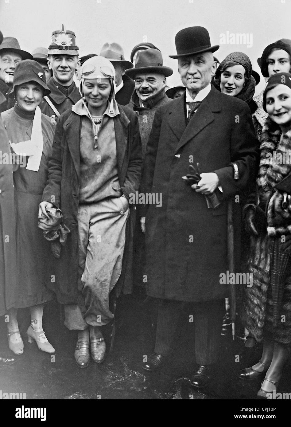 Elly Beinhorn with Theodor von Guerard, 1931 Stock Photo