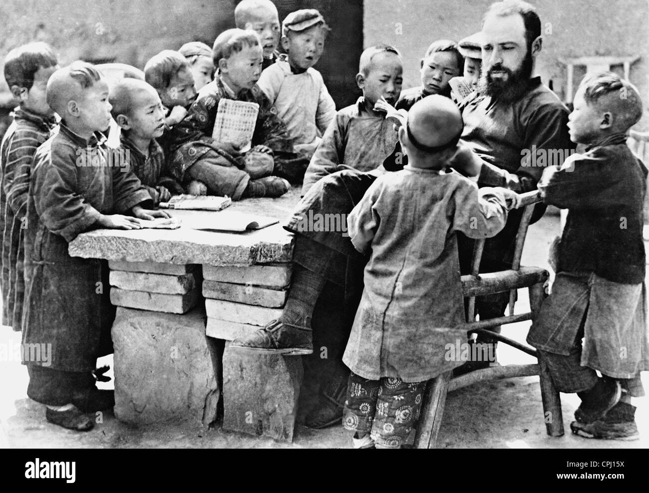 Religious education for Chinese children by a missionary Stock Photo ...
