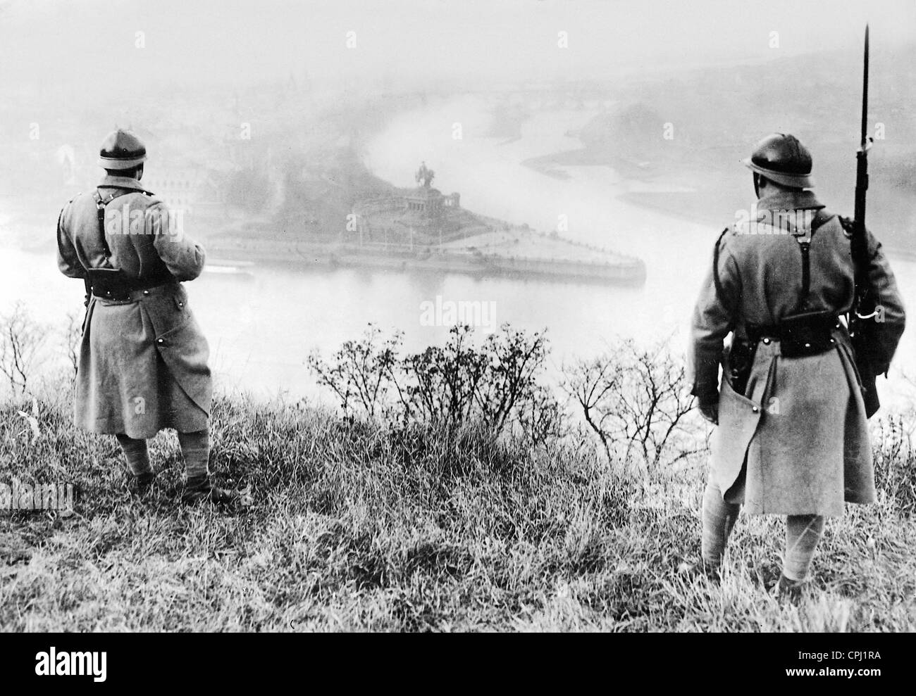 Операция стража на рейне. Операция стража на рейне. Музыкальные произведения о рейне: «стража на рейне. Битва в арденнах 1944. Стража на рейне.