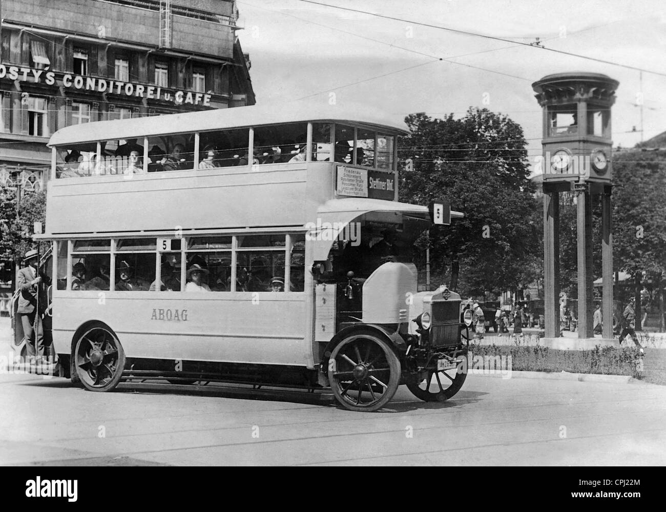 Double decker bus on Potsdamer Platz, 1890 Stock Photo
