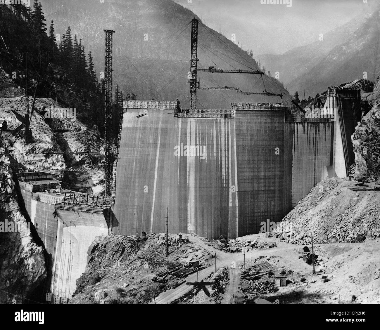 Renewable construction Black and White Stock Photos & Images Alamy