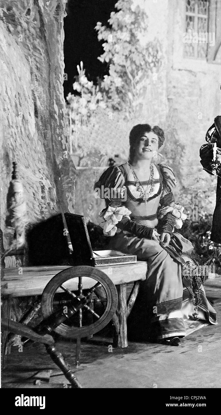 Geraldine hires stock photography and images Alamy