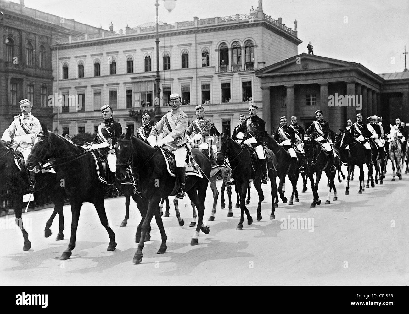 Students on horseback at a parade, 1911 Stock Photo