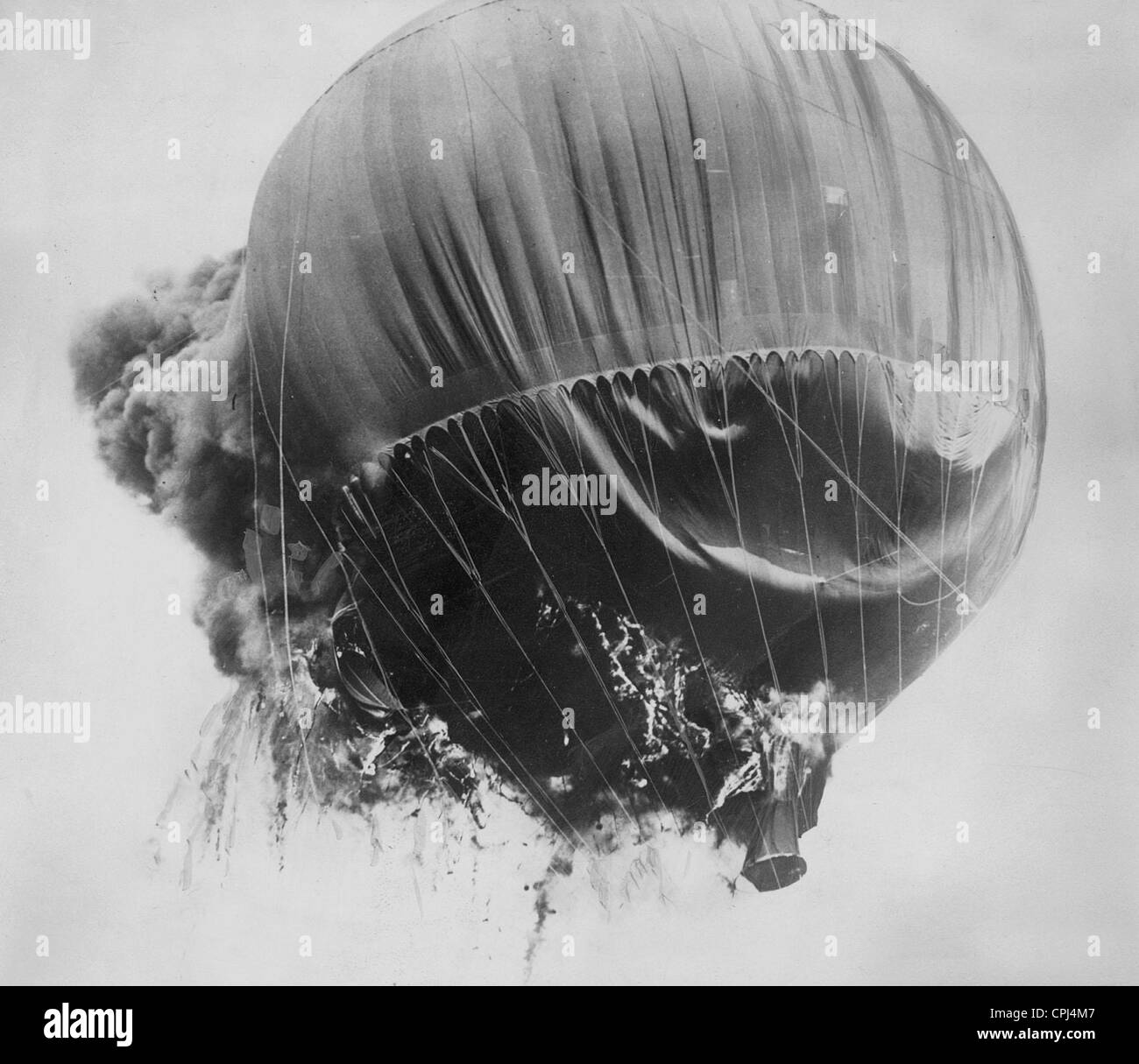 The burning stratosphere balloon of Auguste Piccard, 1937 Stock Photo -  Alamy