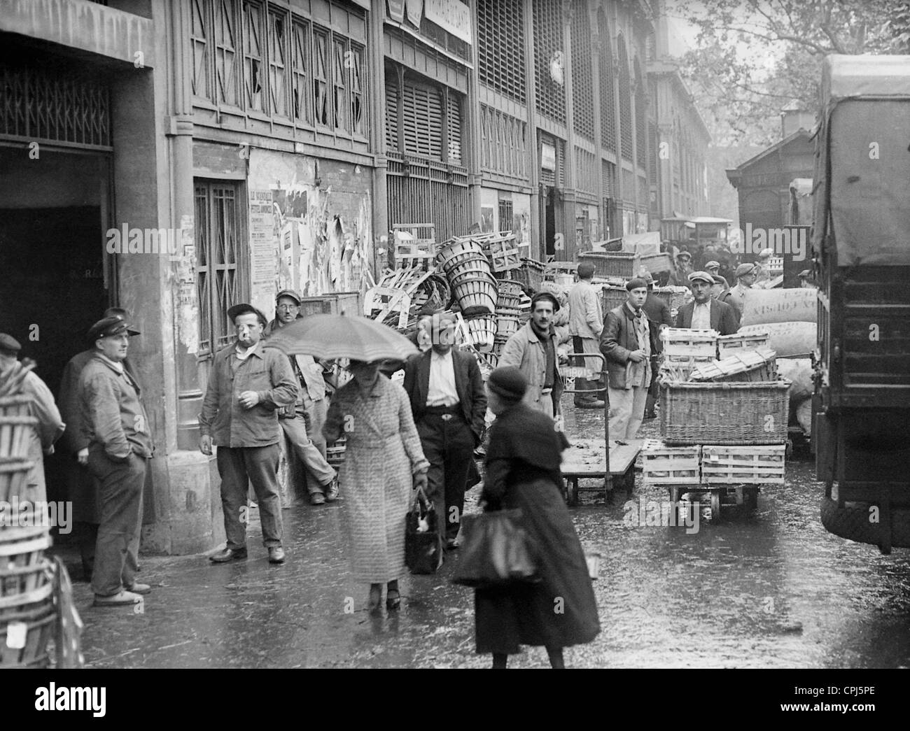 Les halles paris Black and White Stock Photos & Images - Alamy