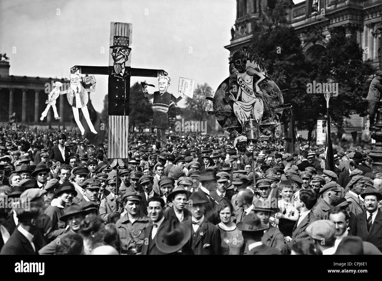 May Rally of the KPD against the Locarno Treaty in Berlin, 1926 Stock Photo