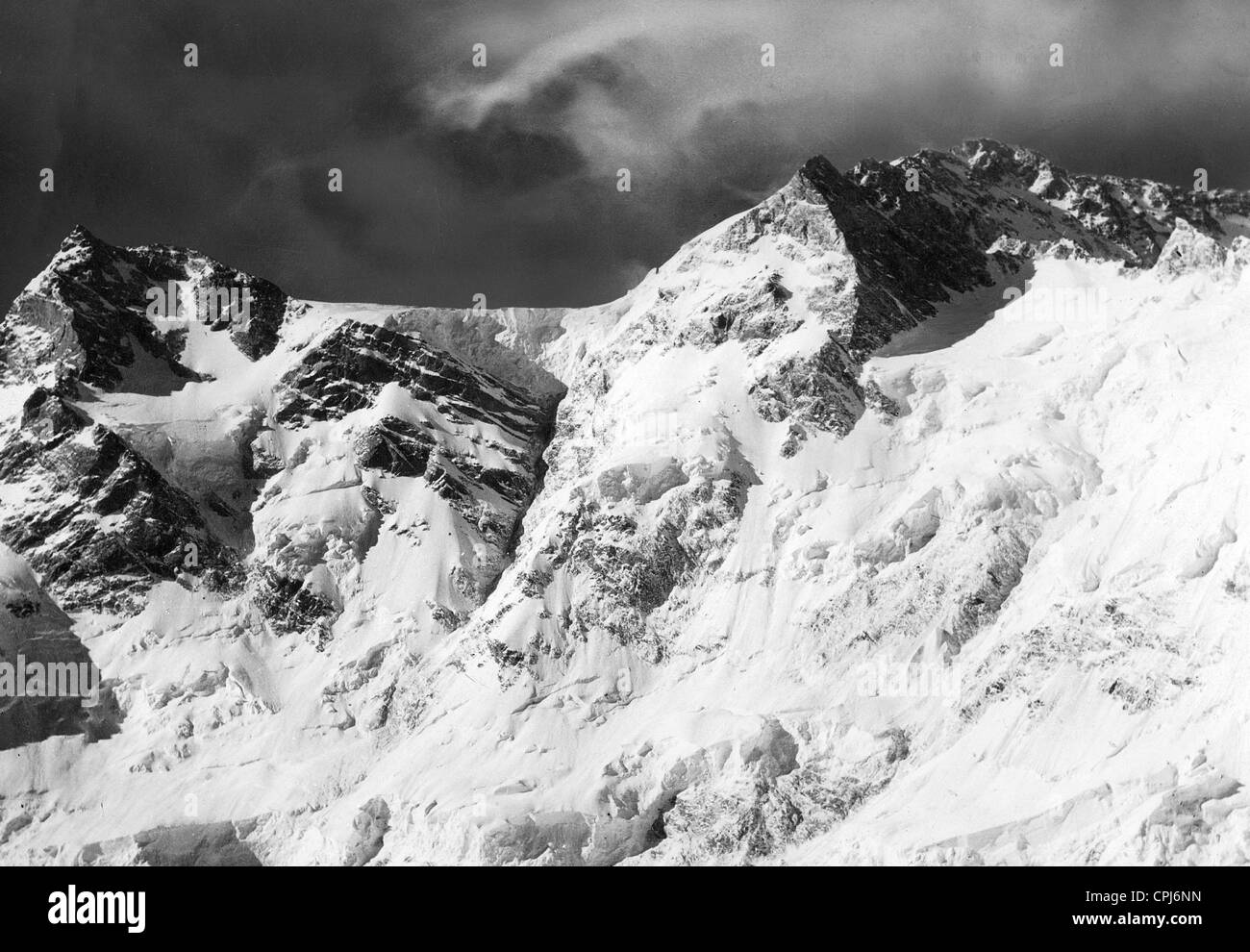 Nanga parbat peak Black and White Stock Photos & Images - Alamy