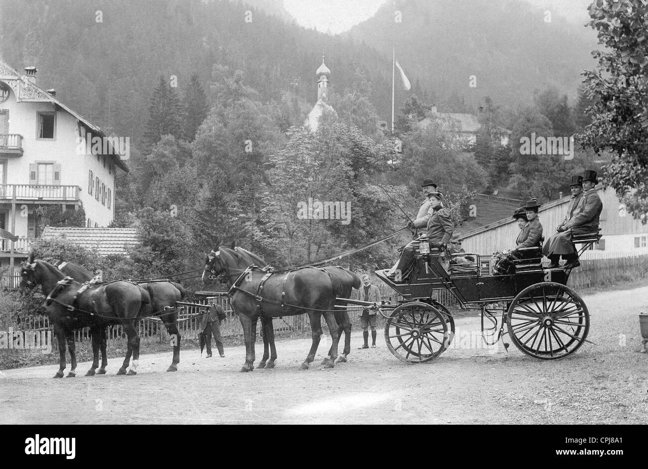Members of the Bavarian royal family during a trip, 1908 Stock Photo