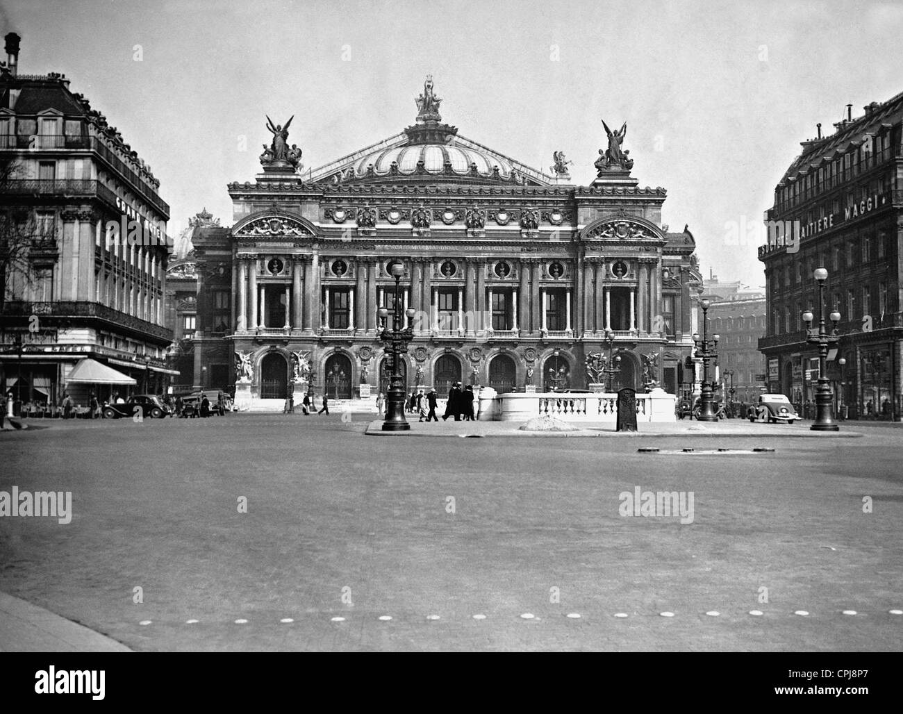 Opera Garnier on the Place de l'OpÃ©ra, 1939 Stock Photo Alamy