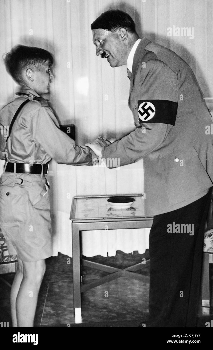 Adolf Hitler with a Hitler boy, 1939 Stock Photo