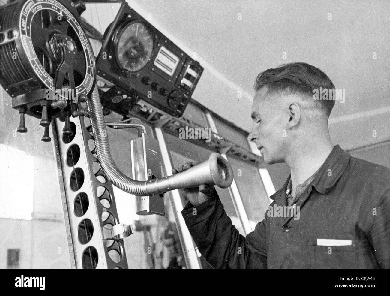 The bridge of the 'Graf Zeppelin II' Stock Photo - Alamy
