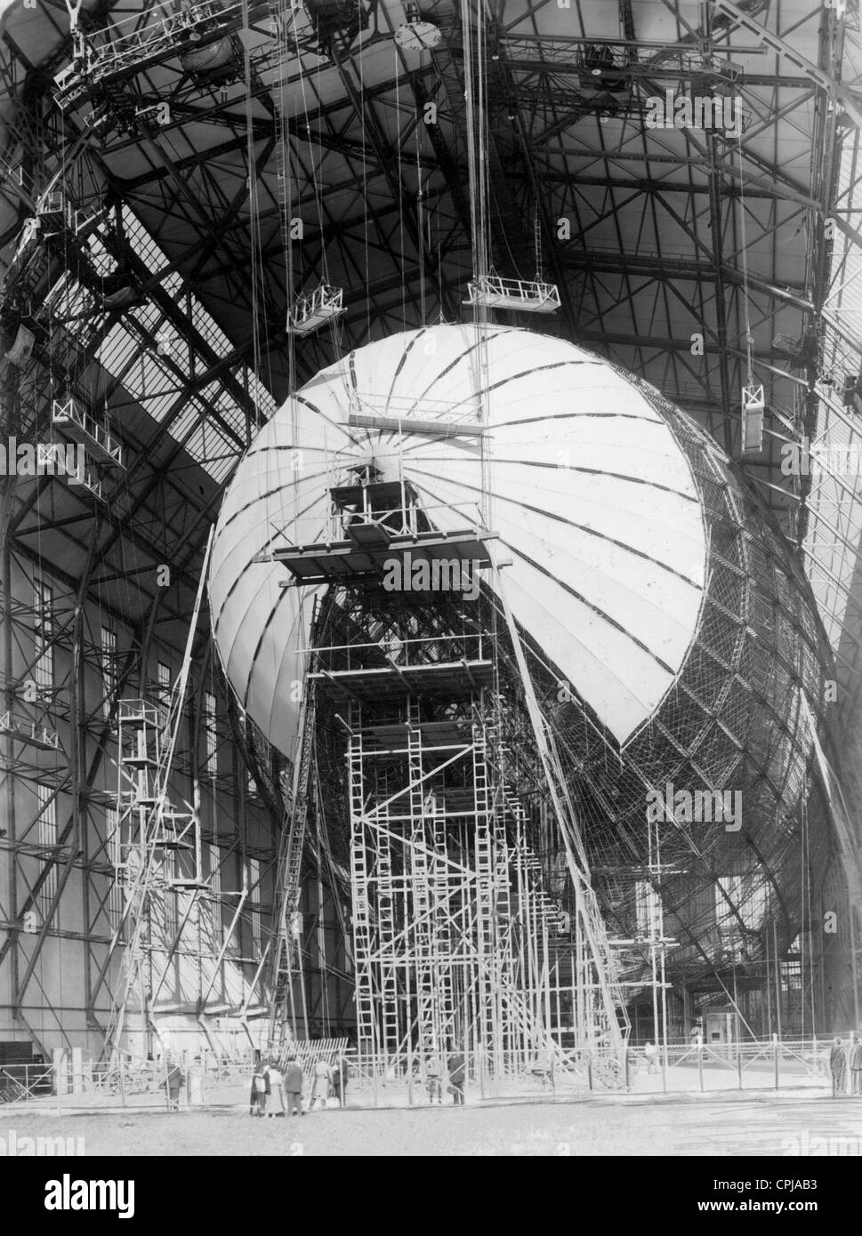 The airship LZ129 'Hindenburg' under construction Stock Photo