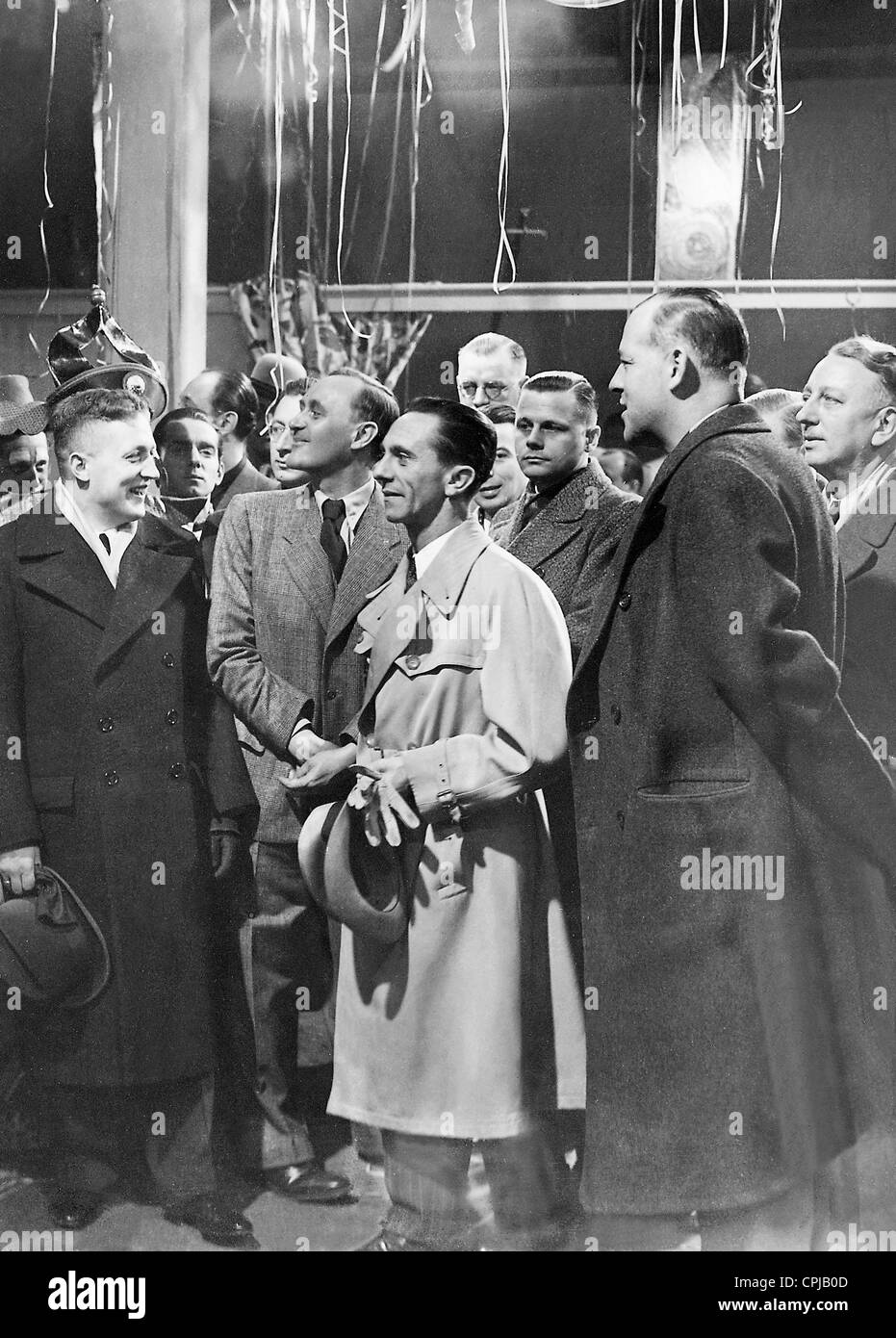 G.W. Muller, Hans Schweikart, Joseph Goebbels, Erich Walter Herbell at the Bavaria, 1939 Stock Photo