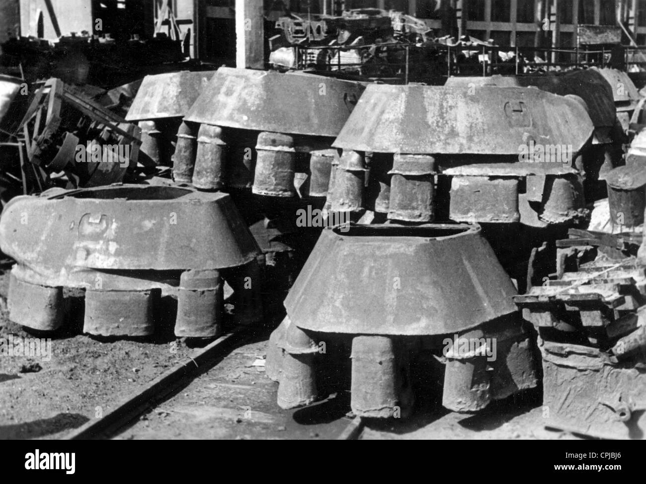Turrets in a Russian arms factory, 1942 Stock Photo