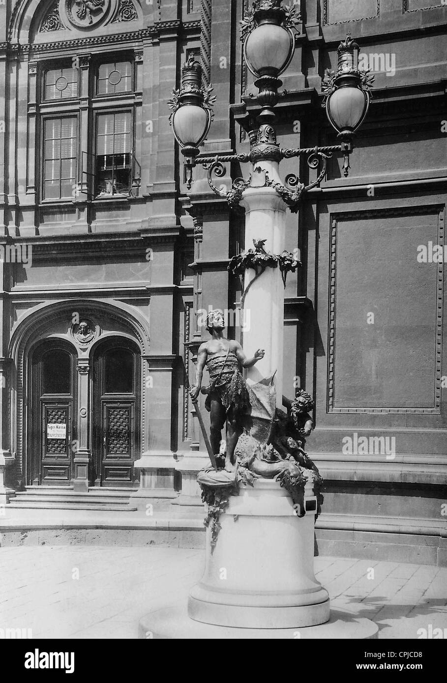 Candelabra in front of the Vienna Staatsoper, 1905 Stock Photo