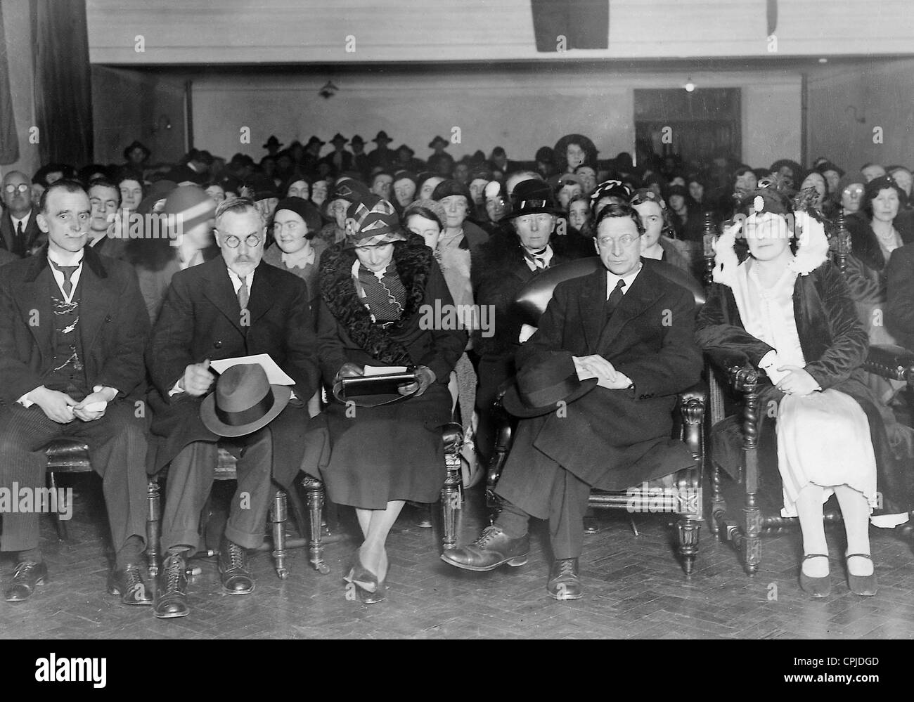 Eamon de Valera and his wife at a public event, 1932 Stock Photo